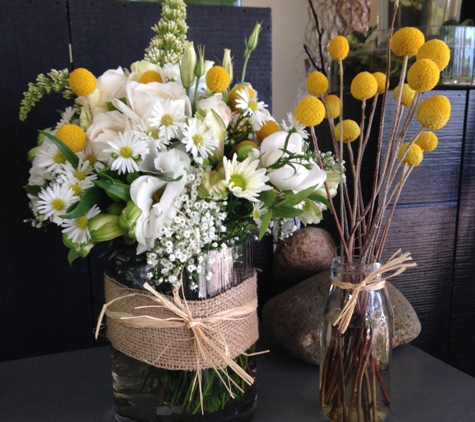 Olivieri's Florist - Doyalson North, NSW