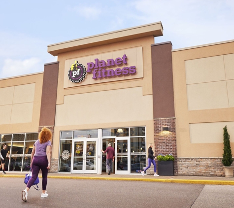 Planet Fitness - Clinton Township, MI