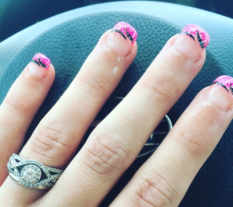 Kim Nails - Vernon Hills, IL