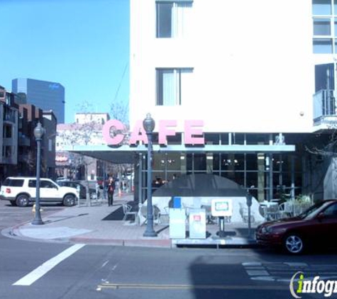 Cafe 222 - San Diego, CA