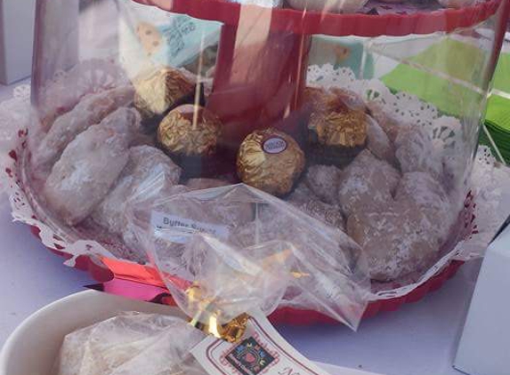 Neves's Cookies - Pembroke Pines, FL. Butter Sugar Walnut Cookies