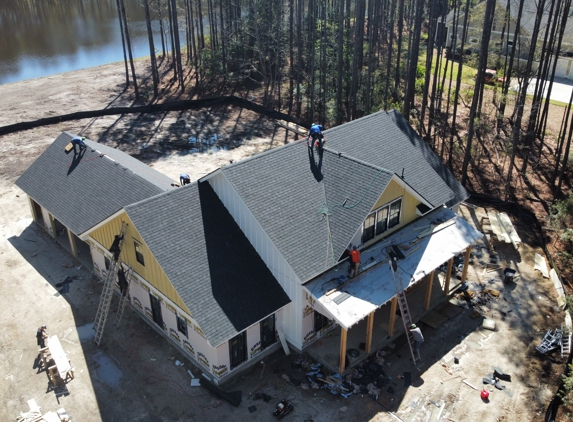 Roof Care LLC - Hilton Head Island, SC. New Roof Installation
Asphalt Shingles and Standing Seam Metal