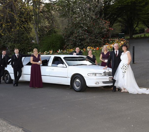 Hobart Limo Service - Hobart, TAS. My Wedding