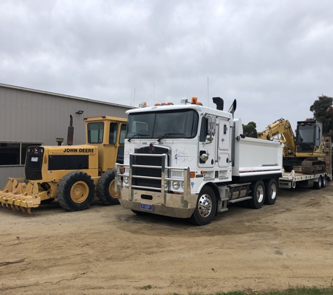 G & M Malcolm Excavations - Pakenham, VIC