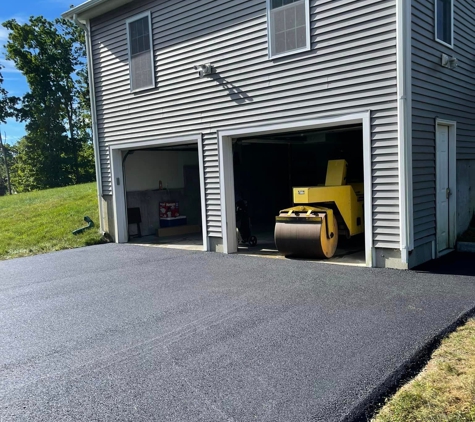 Minutemen Paving LLC - Worcester, MA