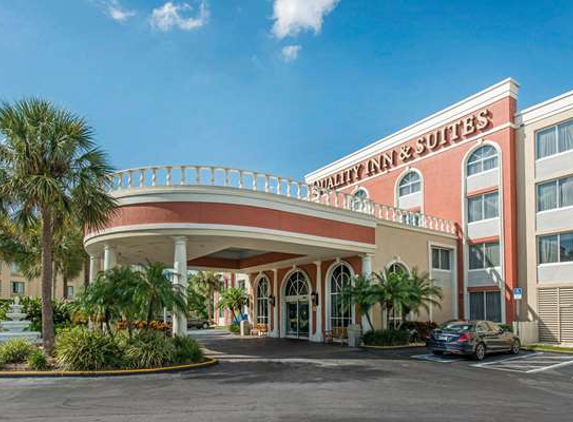 Quality Inn & Suites Near the Theme Parks - Orlando, FL