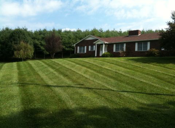 Cox Lawn and Property Maintenance - Galax, VA