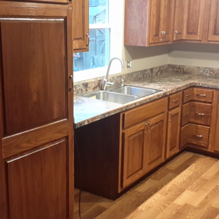 Clark's Custom Cabinets - Lake Odessa, MI