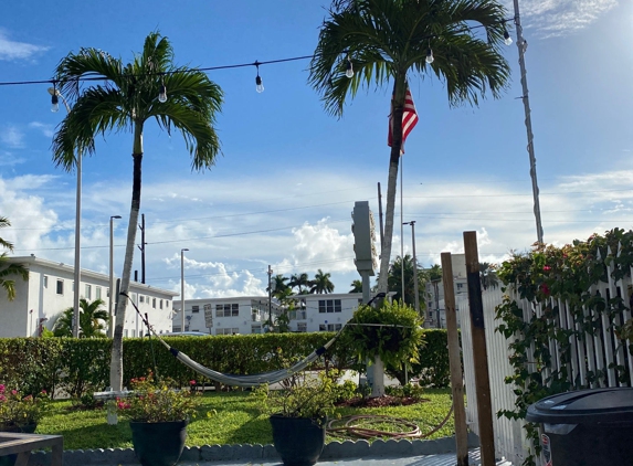 Sorrento Villas - Miami Beach, FL