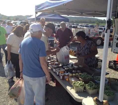 White's Farm and Flea Market - Brookville, IN