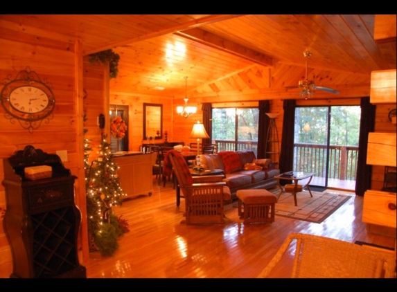 Smoky Cove Chalet and Cabin Rentals - Pigeon Forge, TN