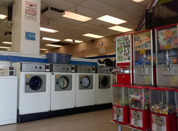 Laundry World - Phoenix, AZ