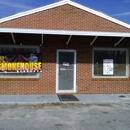 Lil Smokehouse - Barbecue Restaurants