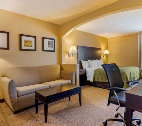 Quality Inn & Suites Lenexa Kansas City - Lenexa, KS