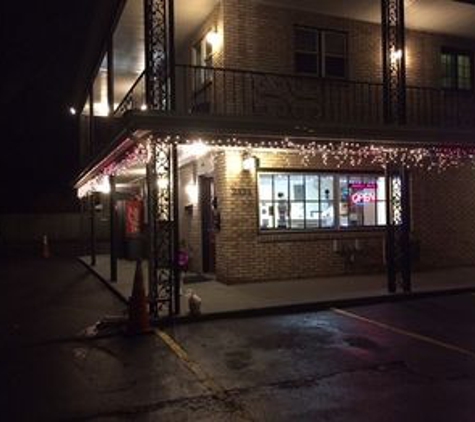 Towpath Motel - Rochester, NY