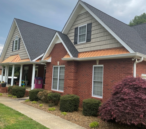 Simon's Seamless Gutters - Fayetteville, TN