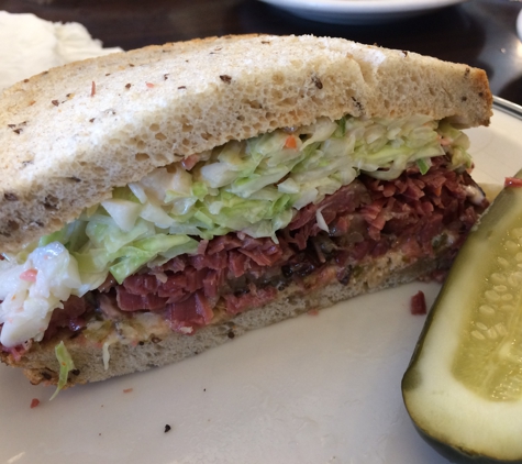 Langer's Delicatessen & Restaurant - Los Angeles, CA