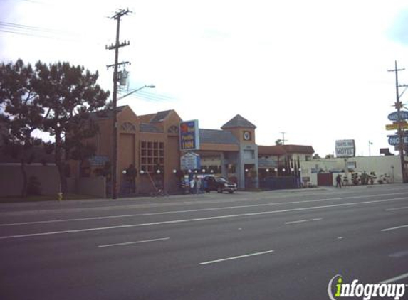 Shadow Park Inn & Suites - Anaheim, CA