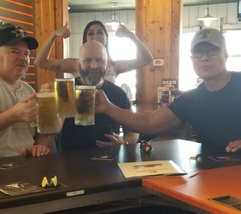 Hooters - Round Rock, TX