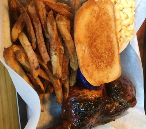 Cue Barbecue - Peachtree Corners, GA