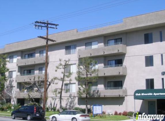 Club Riverside Apartments - Valley Village, CA