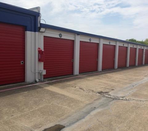 Store Space Self Storage - Glenn Heights, TX