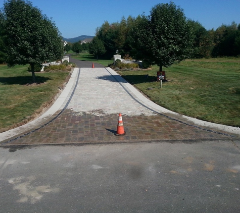 FOXDALE LANDSCAPING, LLC - Somers, CT