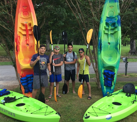 Sharp Springs Kayaks & Canoe Rentals - Winchester, TN