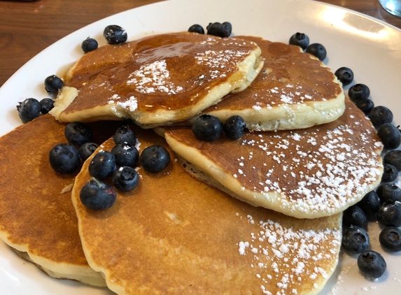 Wildberry Pancakes and Cafe - Chicago, IL