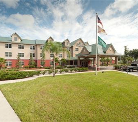 Country Inns & Suites - Seffner, FL