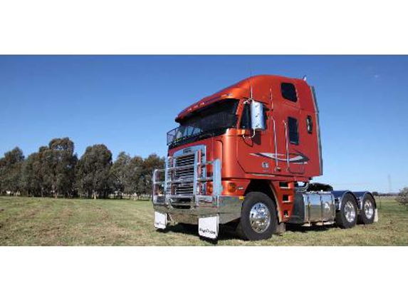 Wagga Trucks - East Wagga Wagga, NSW. Agents for  Lusty Heavy Duty Floats/Lowloaders