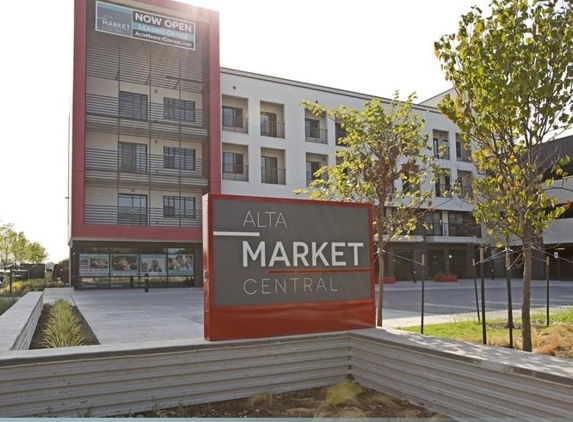 Alta Market Central Apartments - Plano, TX