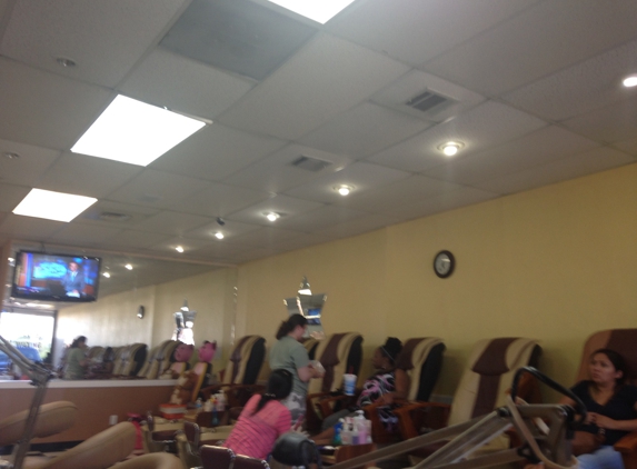 K T Nails & Spa - Fort Worth, TX