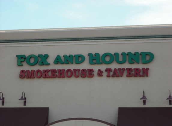 Fox & Hound Smokehouse/Tavern - Peoria, AZ