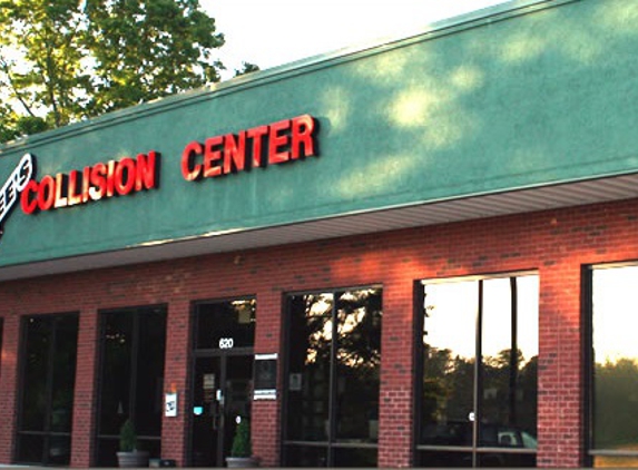 Lee's Collision Center - Loganville, GA