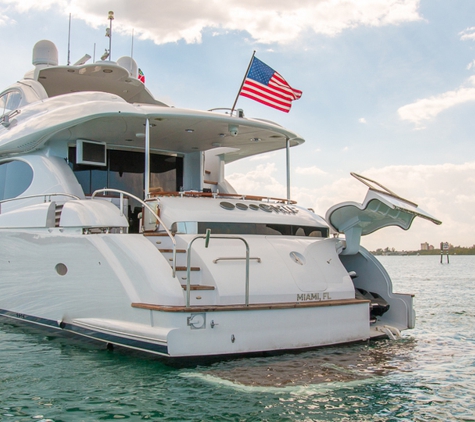 Yachti Charters Miami - Luxury Yacht Rentals - Miami, FL