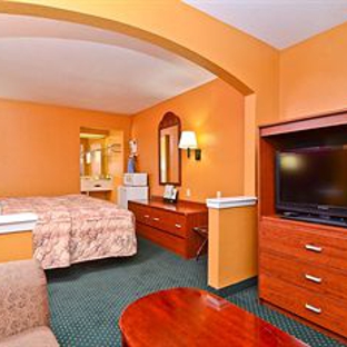 Americas Best Value Inn - Smithville, TX