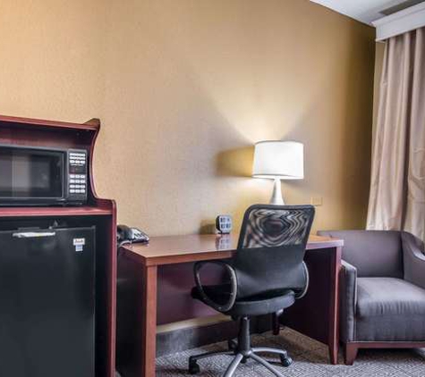 Comfort Suites Sawgrass - Tamarac, FL