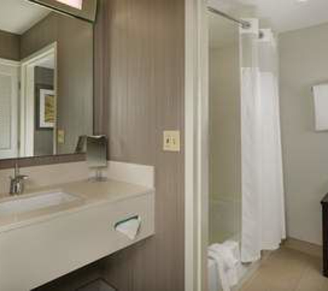 Courtyard by Marriott - Orange, CT