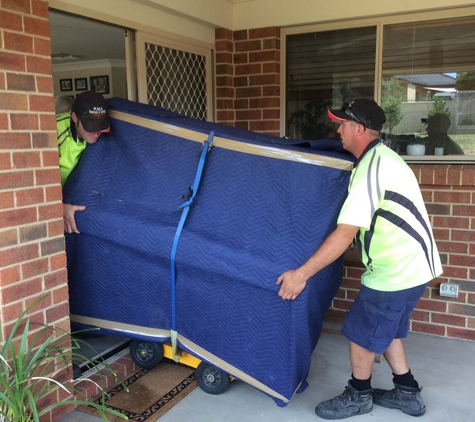 Pmh Removals & Storage - Taminda, NSW