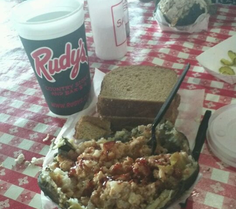 Rudy's Country Store And Bar-B-Q - Lubbock, TX