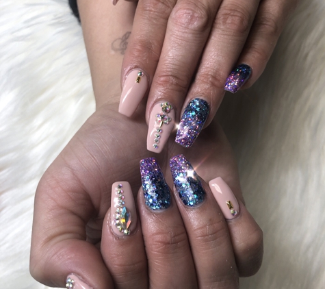 Swarovski Nails & Spa - Las Vegas, NV