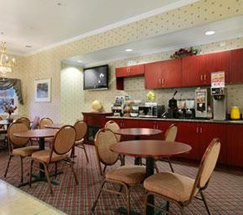 Microtel Inn & Suites by Wyndham Tracy - Tracy, CA