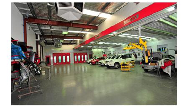 J & M Smash Repairs - Malaga, WA