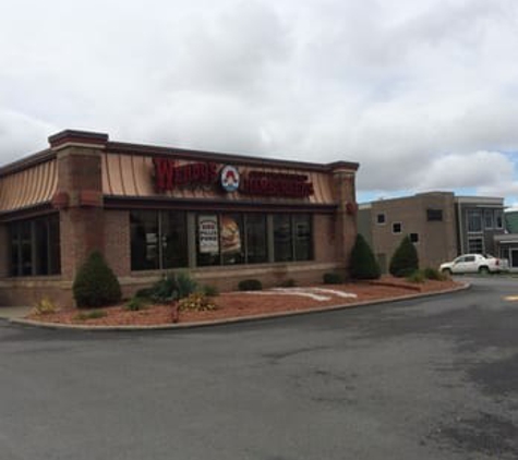 Wendy's - Closed Temporarily - Morgantown, WV