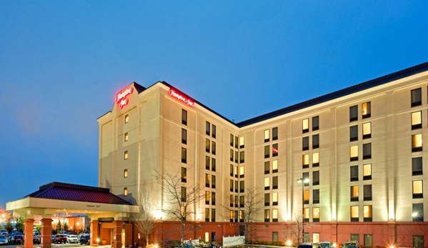 Hampton Inn Boston-Logan Airport - Revere, MA