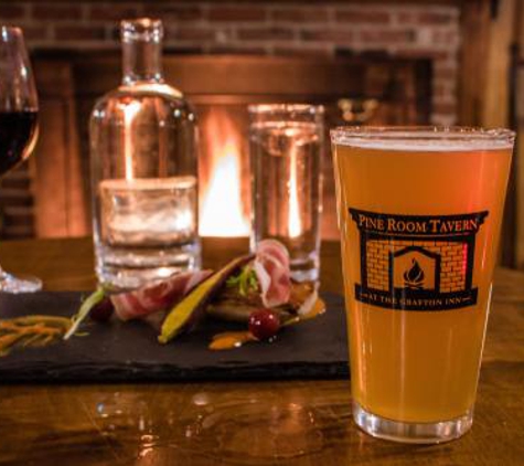 1801 Tavern & Pine Room Bar - Grafton, VT