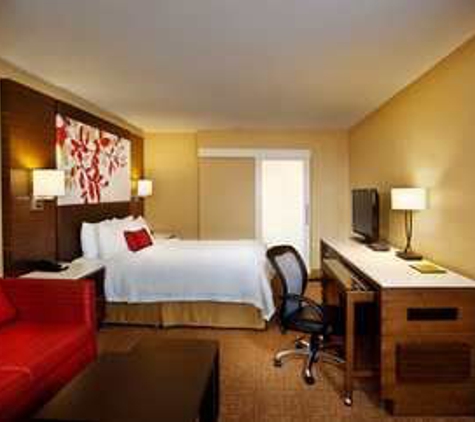 Courtyard by Marriott - Los Angeles, CA