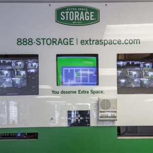 Extra Space Storage - Arlington, VA