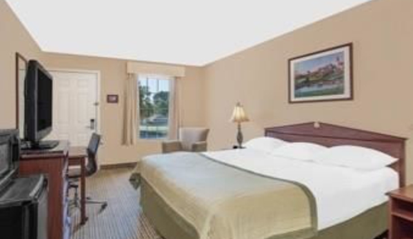 Baymont Inn & Suites - Roanoke Rapids, NC